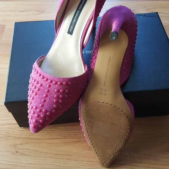 Shoes - Picture 2 of 3